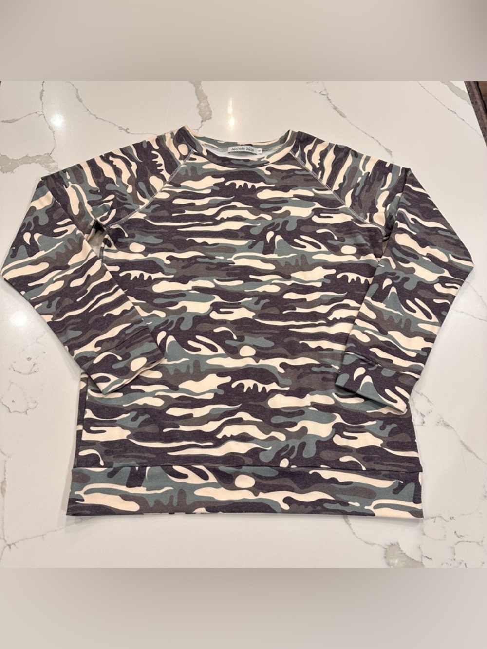 Michelle Mae Buttery Soft Long Sleeve Pullover Top Womens S Camo Print Layering